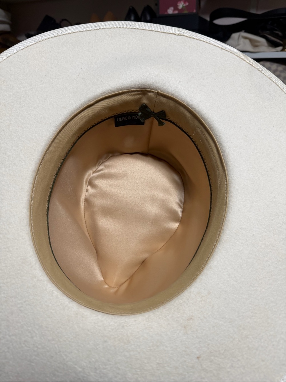 Wide Brim Felt Hat in Cream - Picture 4 of 6